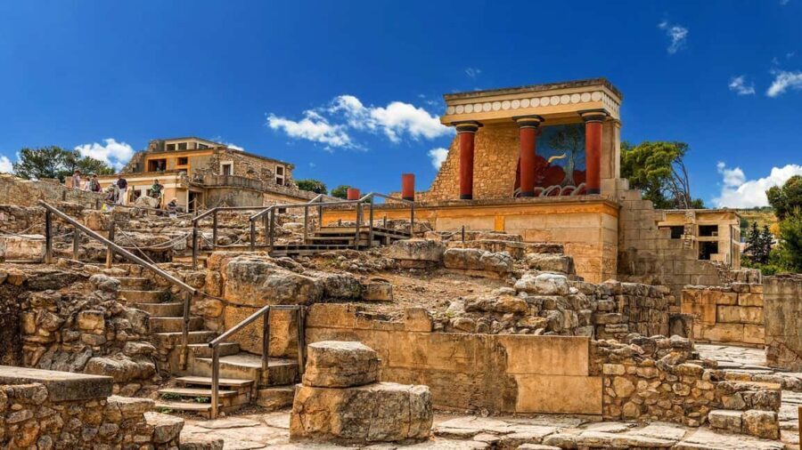 Heraklion: Knossos Private Full-day tour - Exploring the Itinerary: What to Expect from the Tour