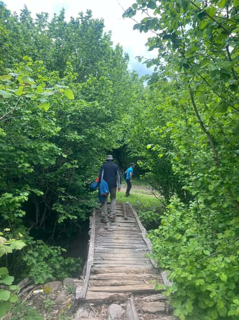 Hike to Valamaras Glacial Lakes with Pickup from Korça - The Tour Experience: What Sets It Apart?
