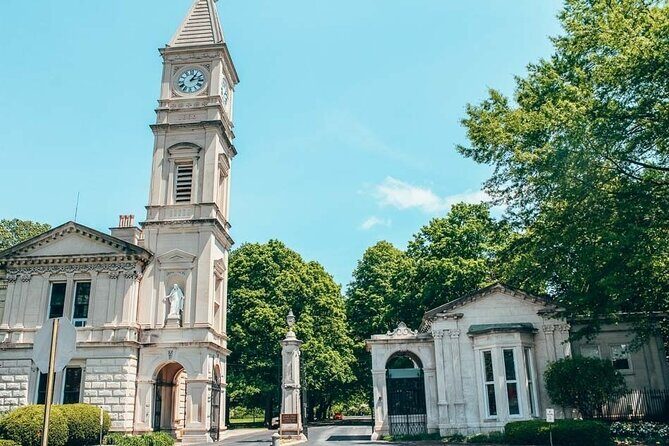 Historic Charm Tour: Food & History in the Victorian Highlands - Who Should Book This Tour?