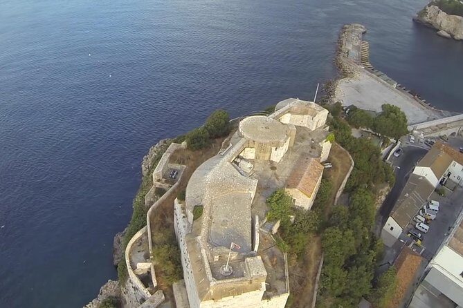 Historic Gibraltar Rock and St Michael's Cave Tour from Seville - What You’ll Love About This Tour