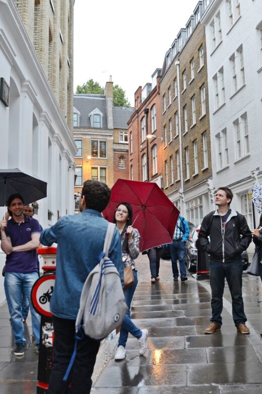 Historic pub tour with Brazilian guide (in Portuguese) - What We Love About This Experience