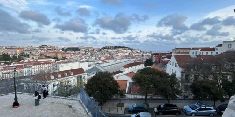 Historic sites of Lisbon on foot - What’s Included & What to Expect
