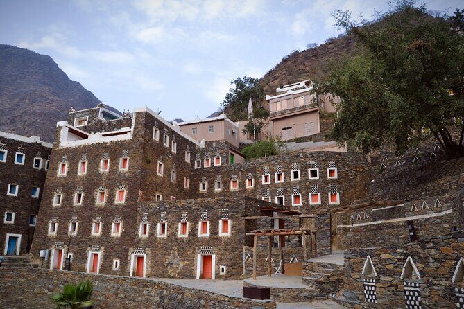 Historical & Heritage Tour in Abha- Rijal Almaa Village - Who Is This Tour Best For?