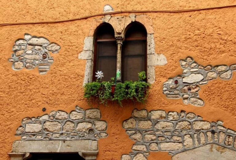 History, Curiosities, and Secrets of Rome's Garbatella District by Night - Who Will Love This Tour?