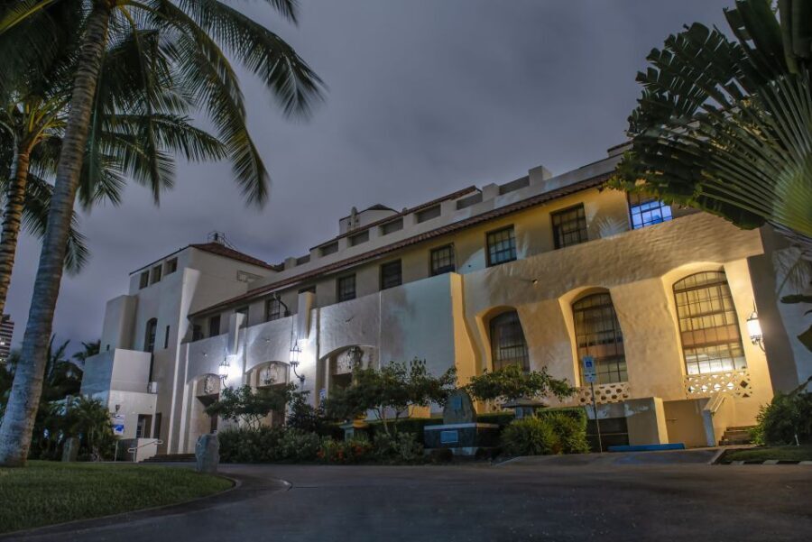 Honolulu Haunts: Ghosts and Spirits Walking Tour - What Makes This Tour Stand Out?