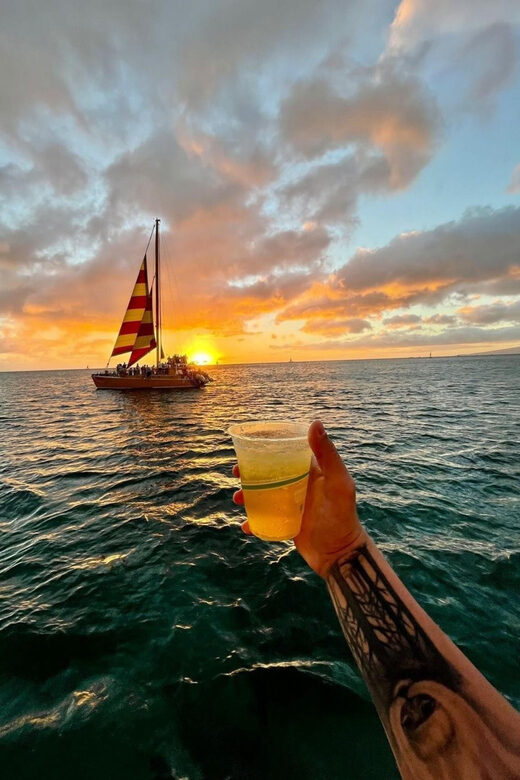 Honolulu: Sunset Catamaran Sailing Experience - cruising into the sunset: what to expect