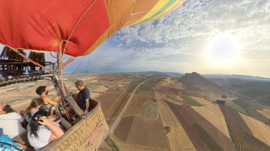 Hot air balloon ride in Antequera (Malaga) - What Makes the Flight Special?