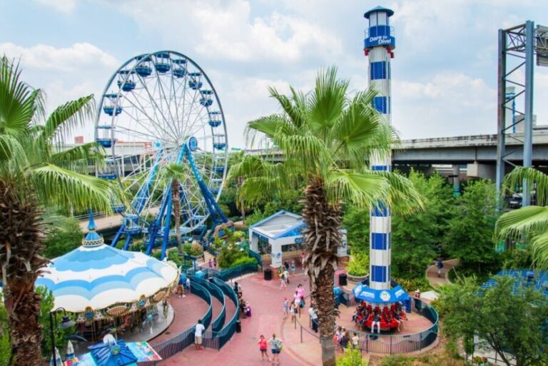 Houston: Downtown Aquarium All Day Pass - Who Will Love This Experience?