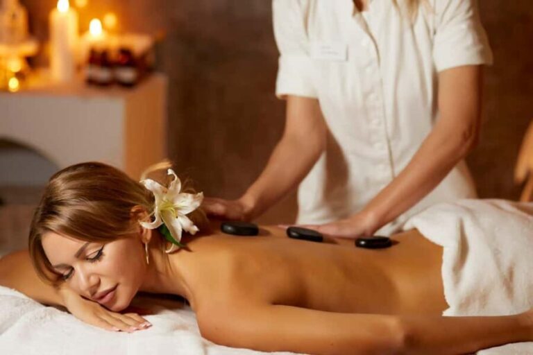 Imerovigli: Aromatherapy Couples Massage - The Setting: Zen Spa in Imerovigli