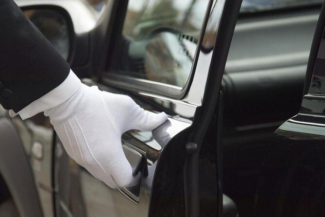 Intercity Transfer Dubai by 4 Seater Premium Car - The Vehicle and Experience