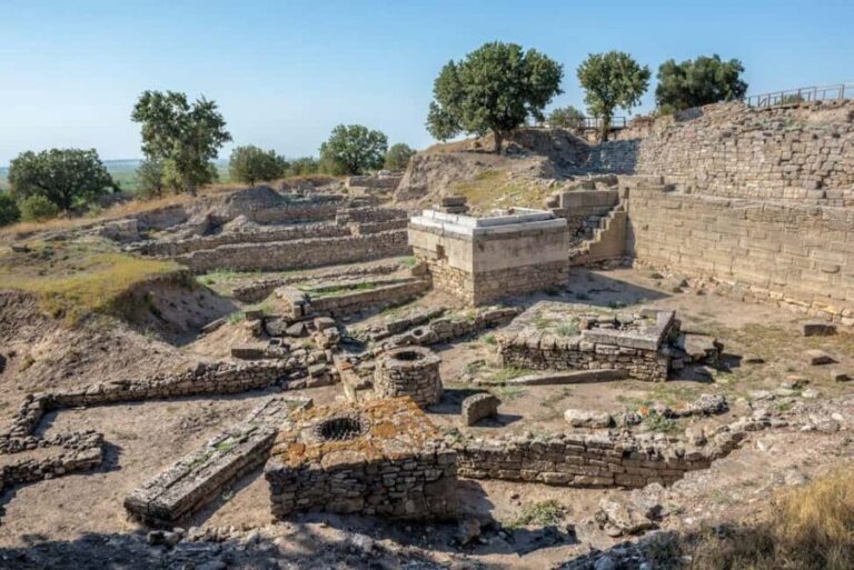 Istanbul: 2-Day Gallipoli and Troy Tour with Hotel - What’s Included and What’s Not