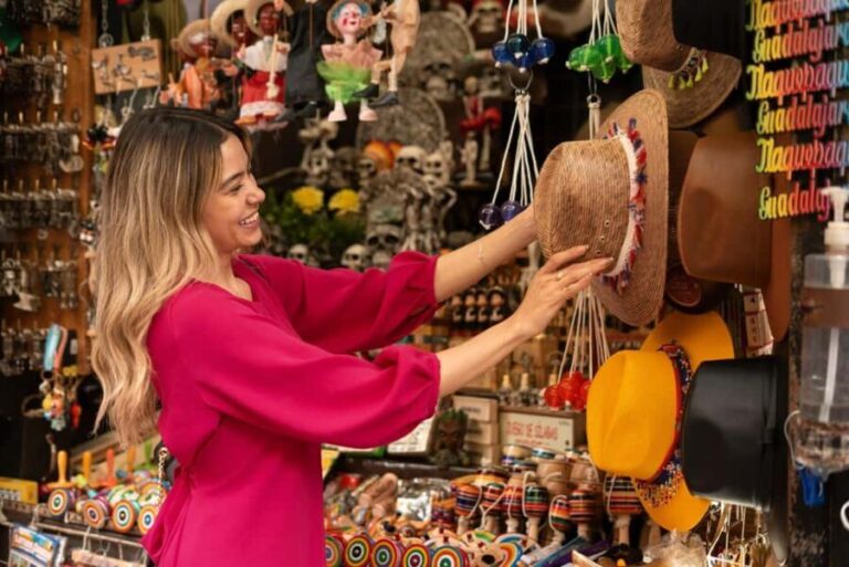 Istanbul: Grand Bazaar Shopping Tour & Shopping Assistant - What Makes This Tour Stand Out