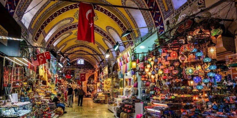 Istanbul: Old City Highlights Tour with Private Van - Exploring Hagia Sophia