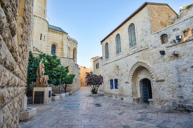 Jerusalem Half Day Walking Tour (3 hours) from Jerusalem - Authenticity and Guide Expertise