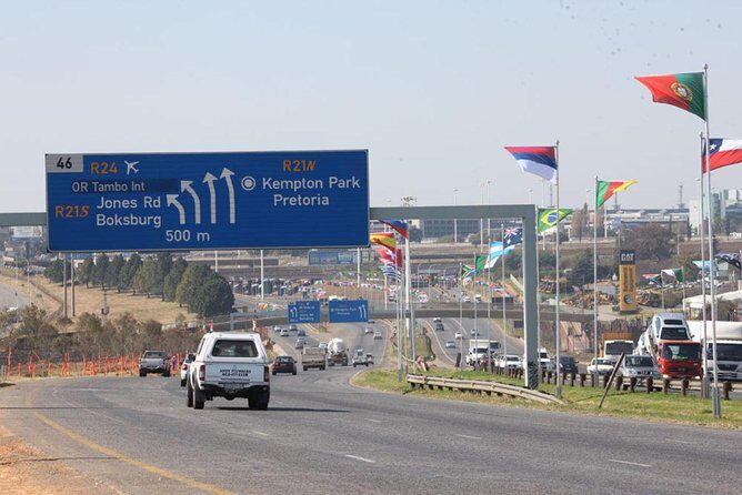 Johannesburg Airport Private Transfers: Departures (Hotel Pickup) - A Closer Look at the Experience