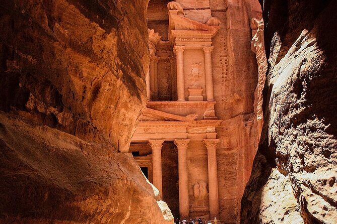 Jordan's Gems Full Day Tours: Petra, Wadi Rum, Madaba, Mt.Nebo - What We Love About This Tour
