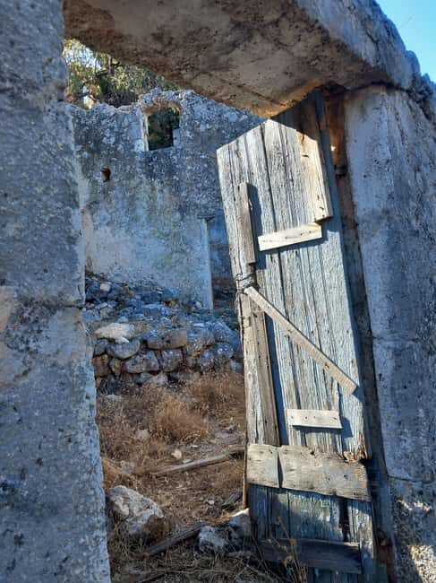 Kefalonia: Old Farsa Village Sunset Walking Tour - Value for Money and Overall Impression