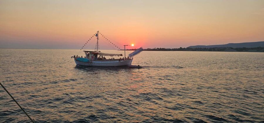 Kefalonia: Sunset Cruise from Argostoli with Snacks & Wine - The Authentic Touch: Why This Cruise Works