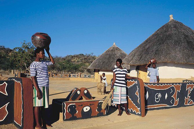 Khami Ruins & Matopos Silunguzi Village Day Tour! - Itinerary Breakdown
