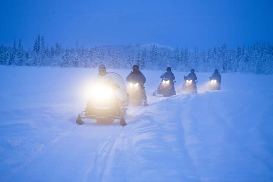 Kiruna: Overnight Snowmobile Tour with Dinner and Sauna - Who Would Enjoy This Tour Most?