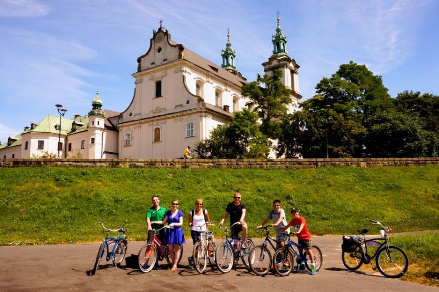 Krakow: Highlights of Krakow Bike Tour - Small Group - The Itinerary: What to Expect from Start to Finish