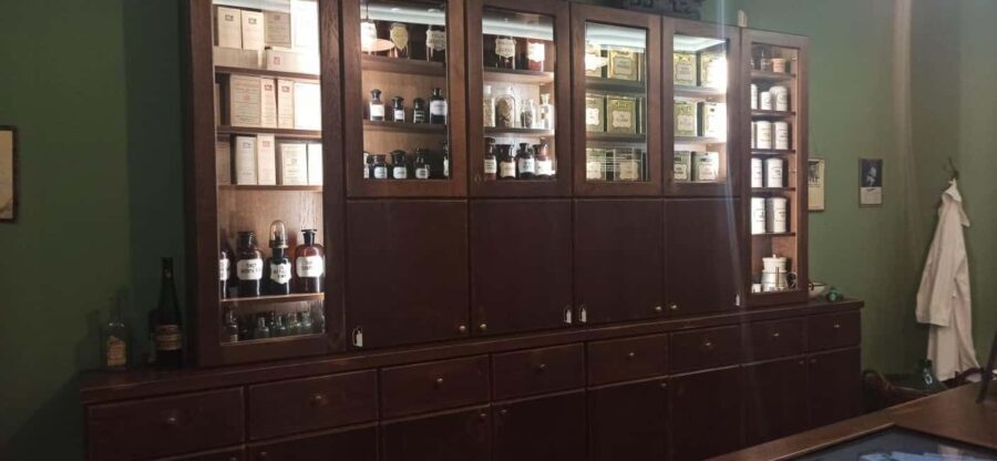 Krakow: Visit Apteka Pod Orlem in Italian - The Sum Up