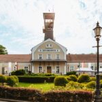 Krakow: Wieliczka Salt Mine Entry Ticket & Guided Tour - Who Should Consider This Tour?