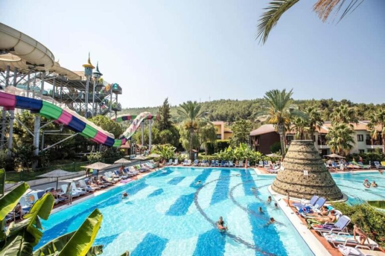 Kuadas Aqua Fantasy Aquapark Admission Ticket - Highlights of the Park