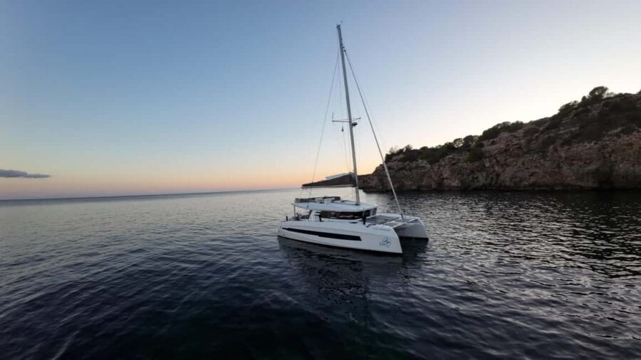 Lagos: Cliffs and Secret Caves in a Cervetti 44 Sail - Who Would Love This Tour?