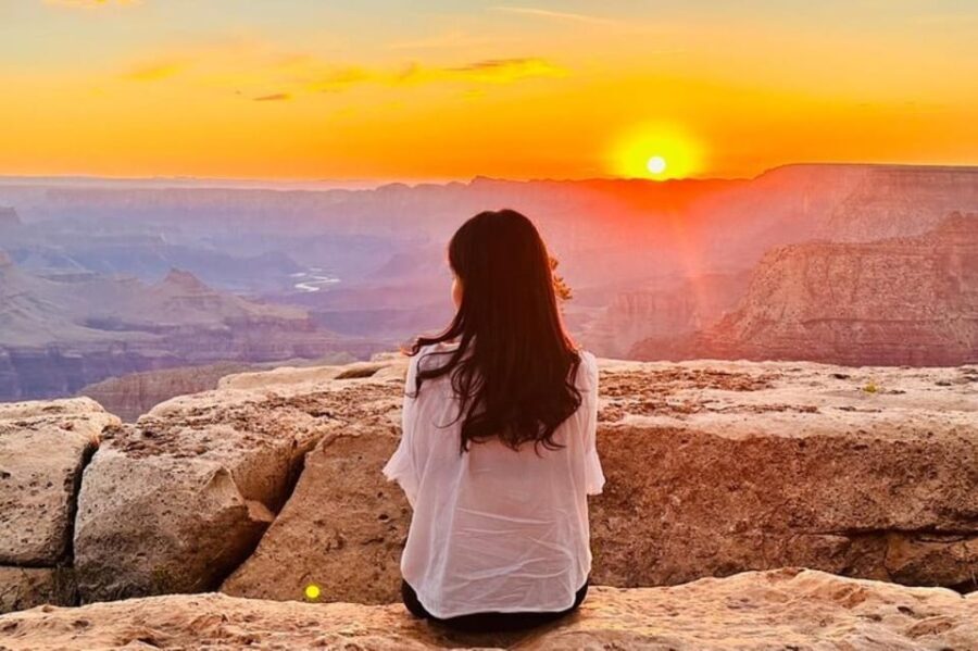 Las Vegas > Grand Canyon Sunrise + Antelope + Horseshoe Bend - The Grand Canyon: Sunrise Magic & Panoramas