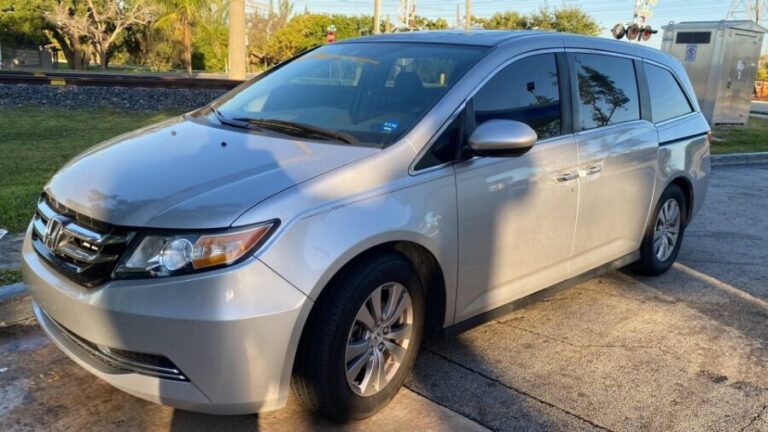 Las Vegas McCarran Airport (LAS): Transfer to Las Vegas - Why Choose a Private Transfer?