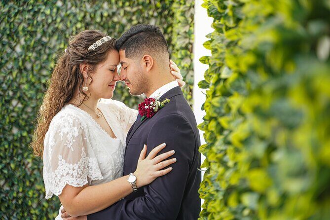 Las Vegas Wedding at The Little Vegas Chapel - Exploring the Itinerary in Detail