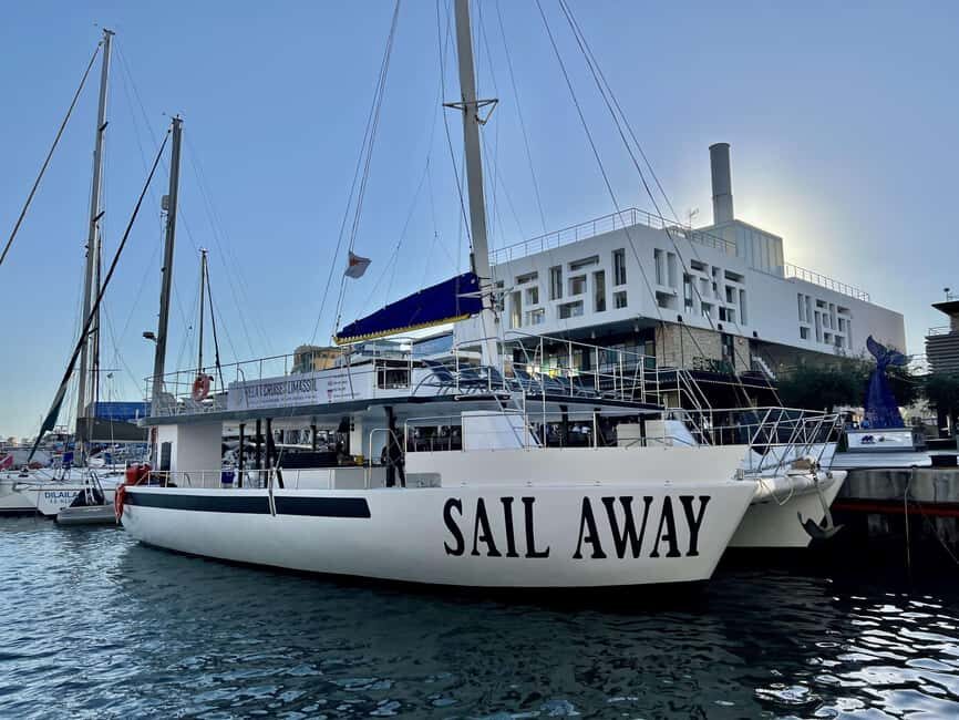 Limassol: Catamaran Cruise with Lunch - Why This Cruise Works Well