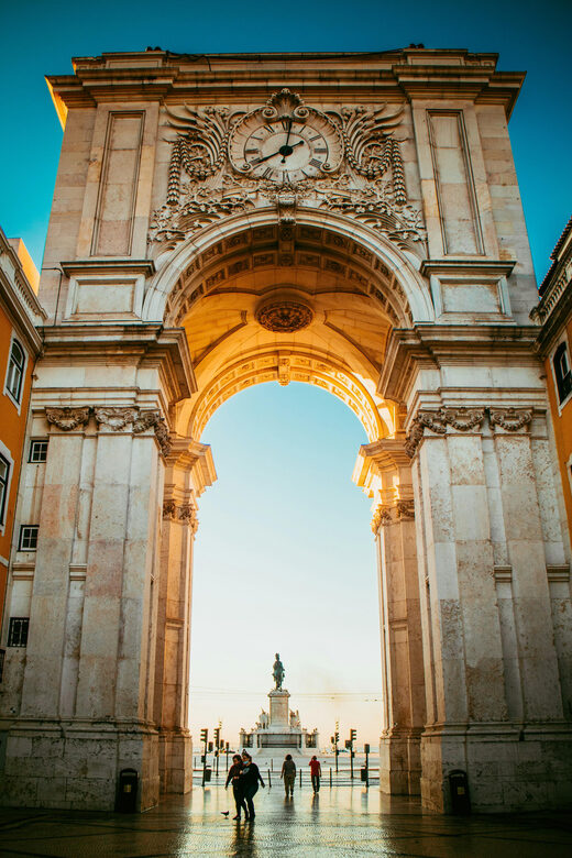 Lisbon: Private Tuk-Tuk Tour - Alfama: The Heart of Old Lisbon