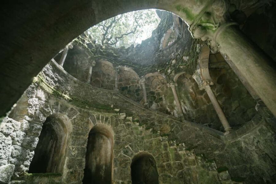 Lisbon: Sintra Half-Day Guided Tour with Pena Palace Tickets - Exploring Sintra in Half a Day: What to Expect