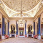London: Buckingham Palace and Tea at The Clermont Hotel - The Logistics: Navigating Between Venues