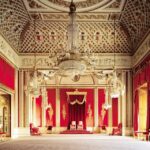 London: Buckingham Palace State Rooms with Bus and Boat Tour - Exploring London on a Hop-On Hop-Off Bus
