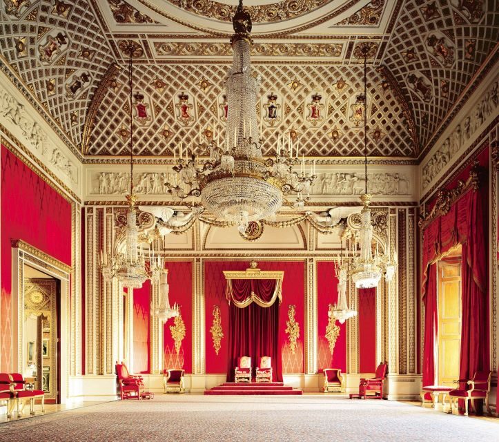 London: Buckingham Palace State Rooms with Bus and Boat Tour - Exploring London on a Hop-On Hop-Off Bus