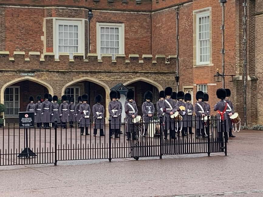 London: Changing of the Guard Experience with a Historian - The Itinerary in Detail