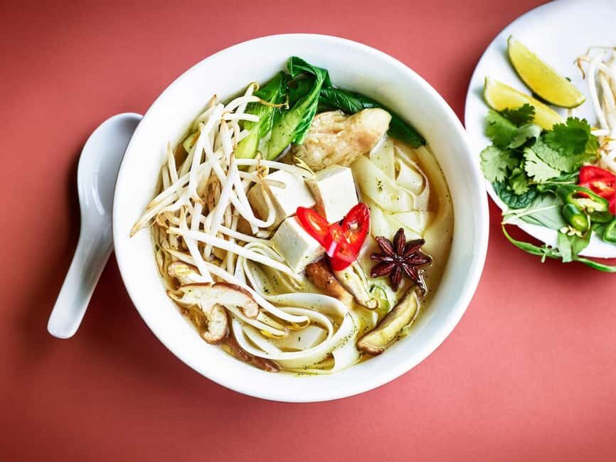 London: Full Day Vietnamese Cooking Class with Wine