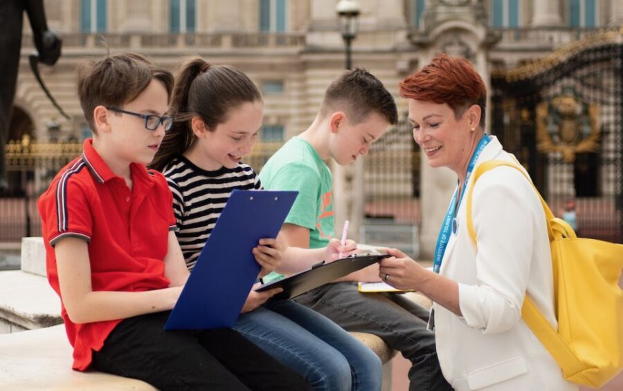London: Kids Activity Tour in English or German - Practical Details: What You Need to Know