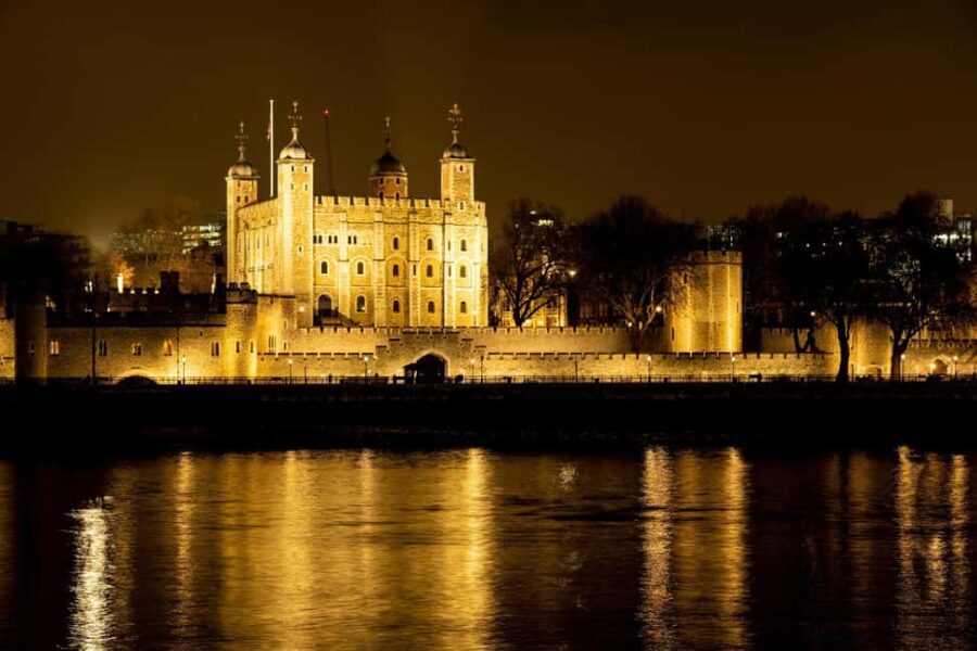 London: Magic, Mystics and Martyrs Walking Tour - A Walk Through Londons Haunted and Historic Women