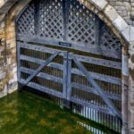 London: Tower of London and Crown Jewels Private Guided Tour - Practical Details and Tips