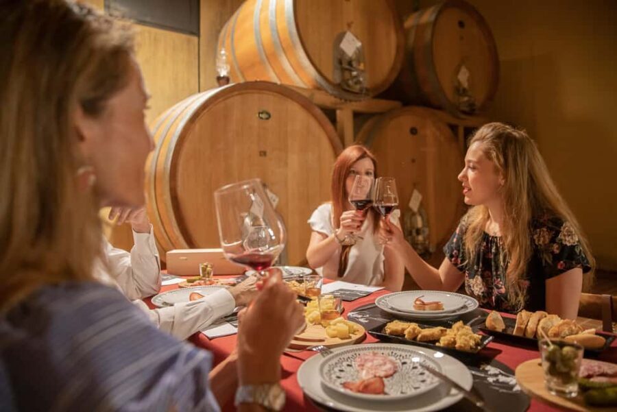 LUNCH IN VERONA: LIGHT LUNCH AMONG THE VINEYARDS AND IN THE WINERY - Who Will Love This Tour?