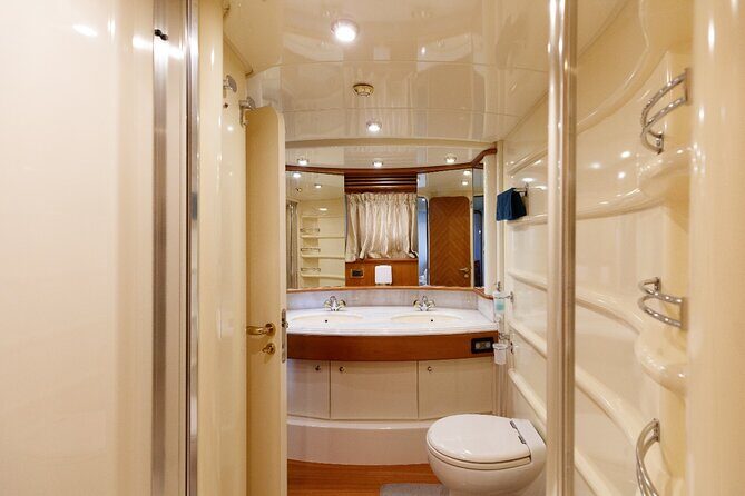 Luxury Yacht Private Rental from Dubai Marina - Authentic Experiences from Travelers