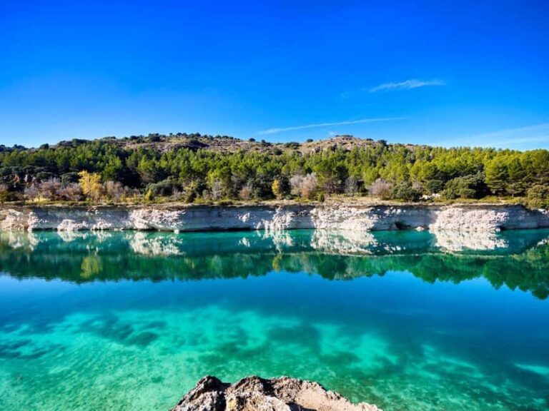 Madrid: Day Trip to Lagunas de Ruidera with Kayak Option - Deep Dive into the Itinerary