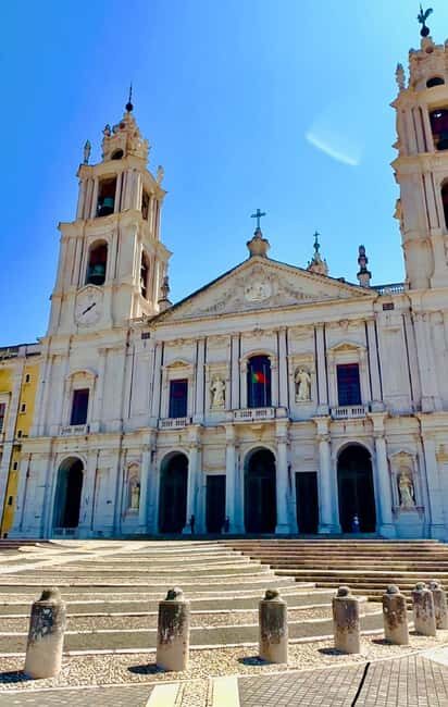 Mafra Legacy to a Traditional Village & Surfers Paradise - Exploring the Authentic Charm of Aldeia Tipica Jose Franco