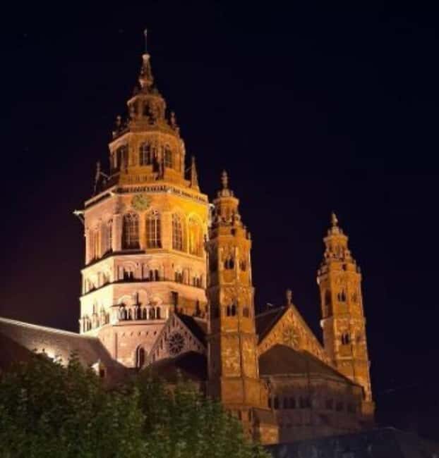 Mainz: guided evening tour of the Rhine riverbank/old town in German and English - What to Expect During the Tour