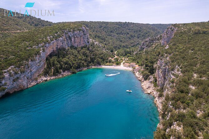 Makarska: 3 Island Speedboat Tour with Little Blue Cave & Lagoon - The Value Proposition