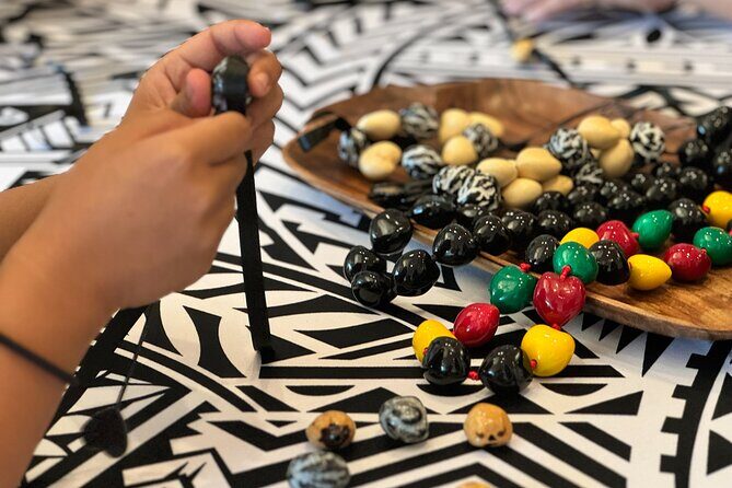 Make a Kukui Nut Bracelet on Maui - The Price and Its Value